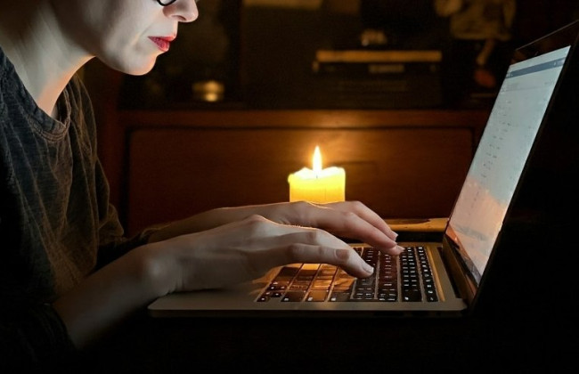 Интернет в темноте: юридические аспекты и практические советы во время отключений электроэнергии