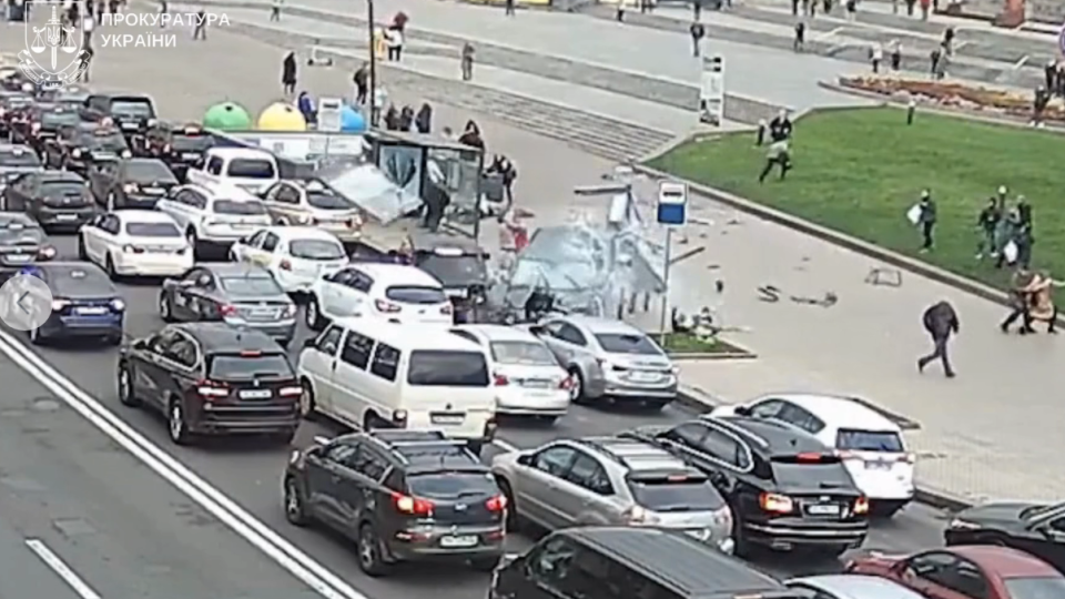 Водію, який втратив свідомість і збив двох жінок на Майдані Незалежності, призначили покарання