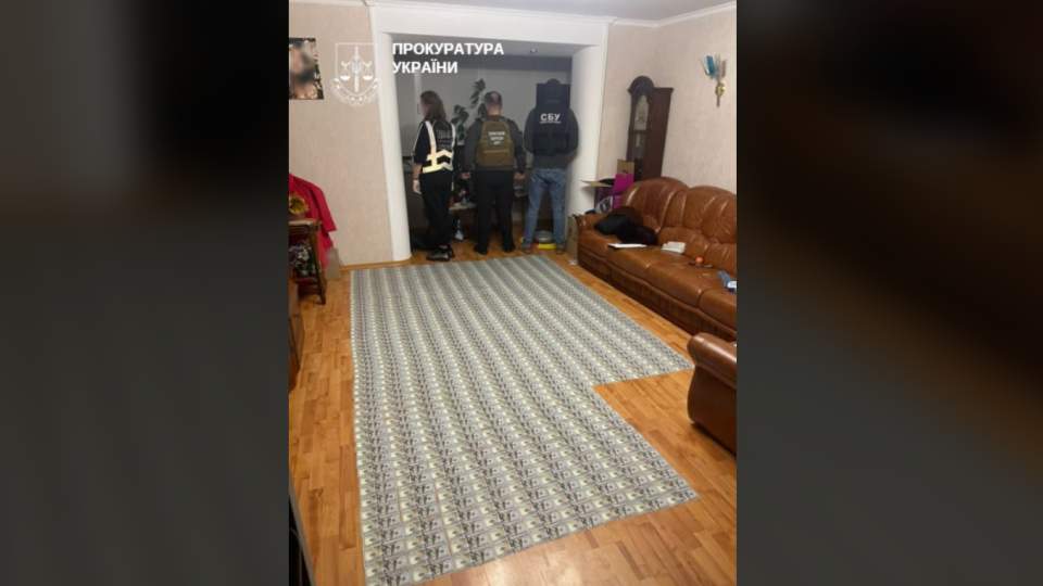 У Запоріжжі викрили схему втечі військових за кордон з підробленими документами