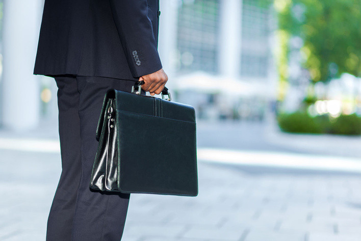 Кабмін затвердив критерії визначення посад працівників ОМС, які виконують функції з обслуговування