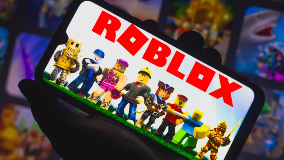 Roblox заборонить дітям спілкуватися з дорослими незнайомцями через хвилю позовів у США