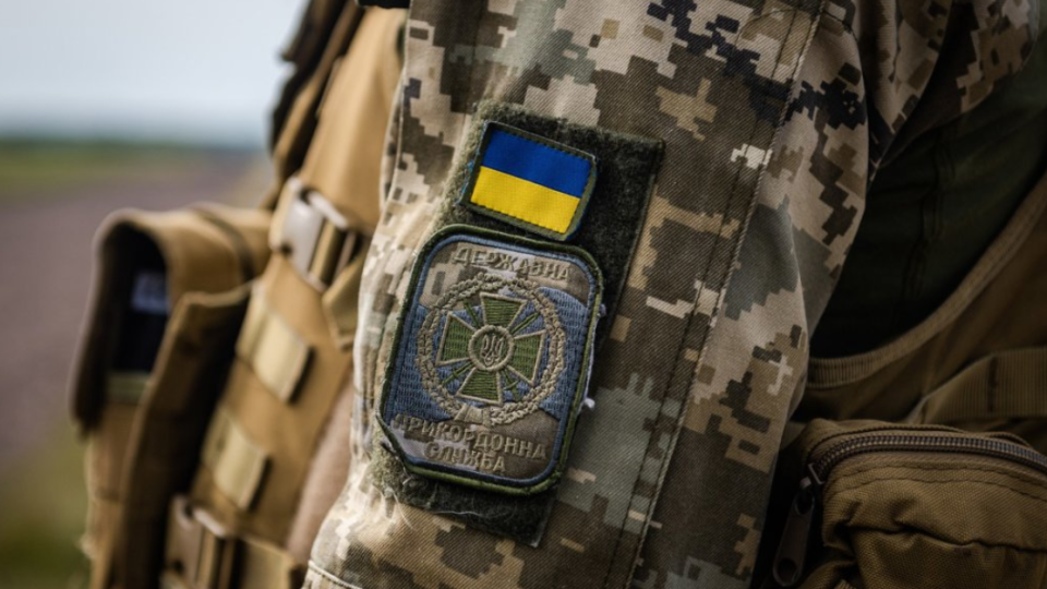 Уклонист сбежал в Польшу, пока пограничник был в туалете — суд оштрафовал военного на 17 тысяч гривен