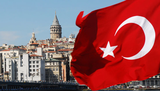 В Турции украинца приговорили к 25 годам за смертельный наезд на грабителей