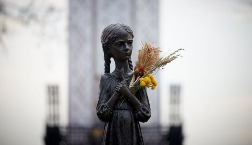 Свічка пам’яті у вікні: 22 листопада в Україні вшановують жертв Голодоморів