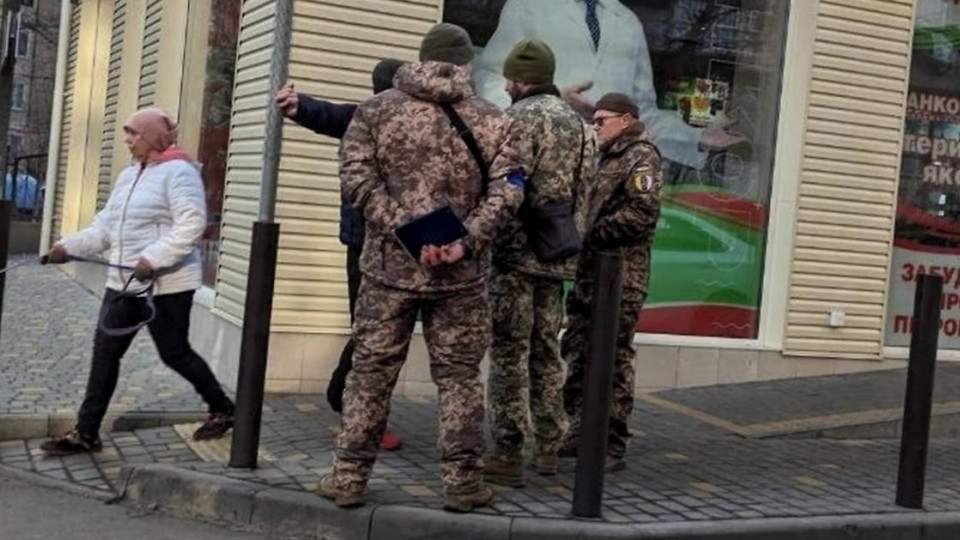 ТЦК не мають права перевіряти документи та обмежувати права і свободи українців — Лубінець