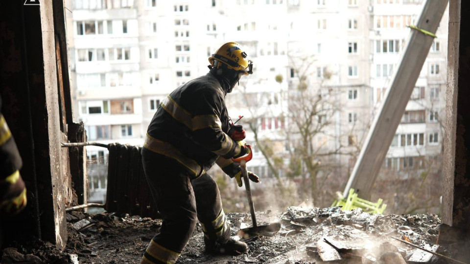 В Киеве количество погибших после комбинированного удара выросло до 7 человек