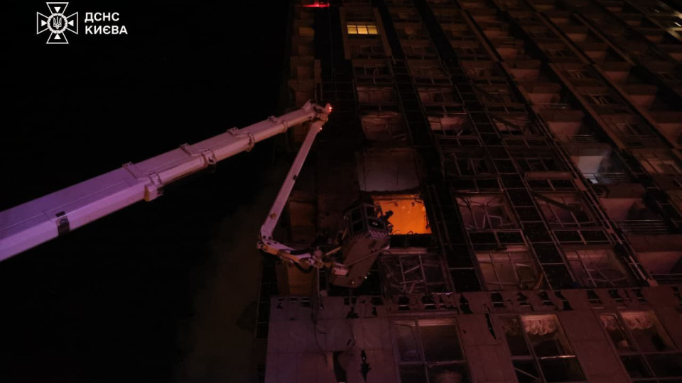 Как выглядит ЖК Central Park в Киеве после обстрела — некоторые квартиры полностью уничтожены, фото и видео