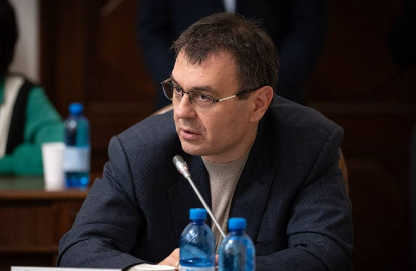 Гетманцев отметил роль экономической самостоятельности женщин в развитии общин и профилактике насилия