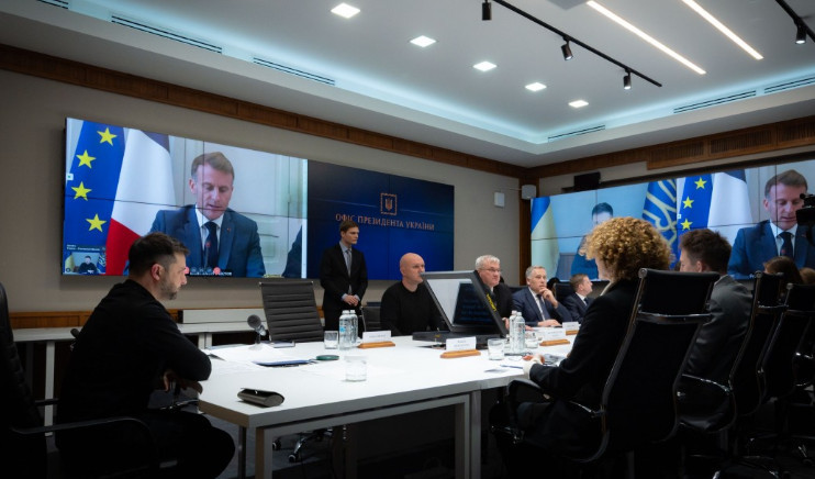 «Є чутливі моменти для обговорення»: Зеленський заявив, що готовий зустрітися з Трампом щодо мирного плану США